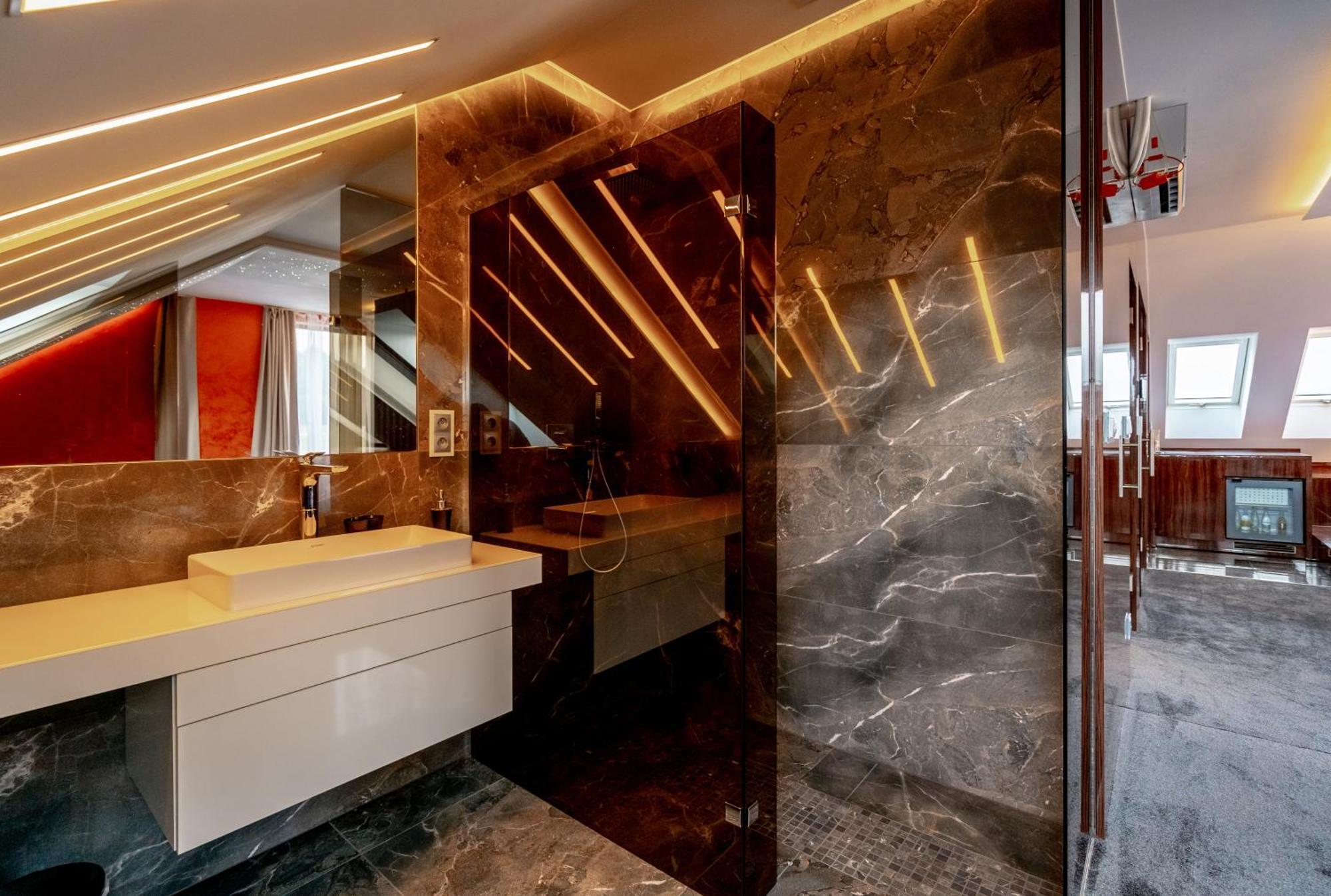 Aroma Gold Hotel Dolní Bousov Kültér fotó