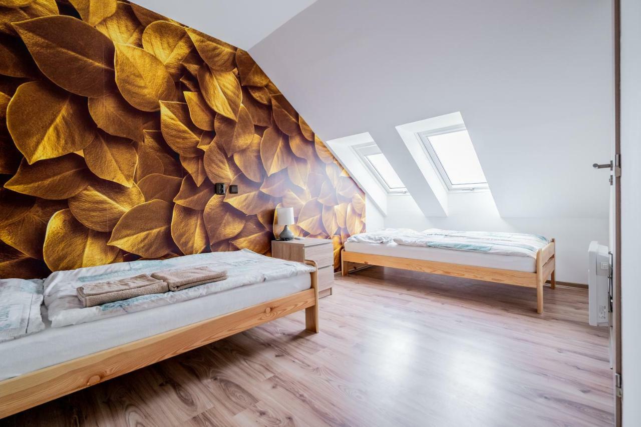 Aroma Gold Hotel Dolní Bousov Kültér fotó